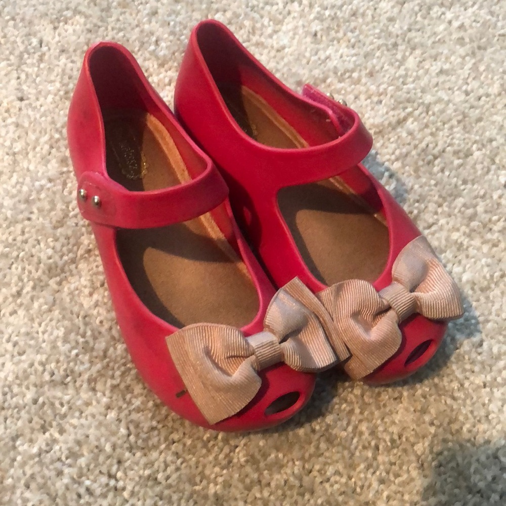 Pink Mini Melissa’s with light pink bow
